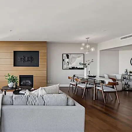 Wave 2 With Pool & Apartment